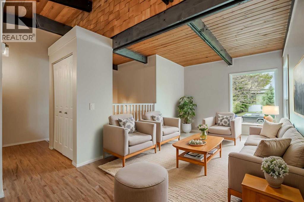 11016 5 Street Sw, Calgary, Alberta  T2W 1Y6 - Photo 3 - A2223643