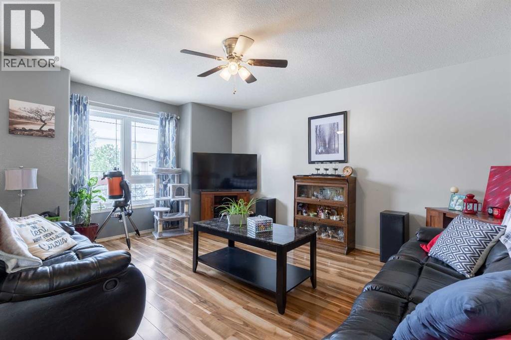 114 Lynx Cove N, Lethbridge, Alberta  T1J 6V4 - Photo 6 - A2274055