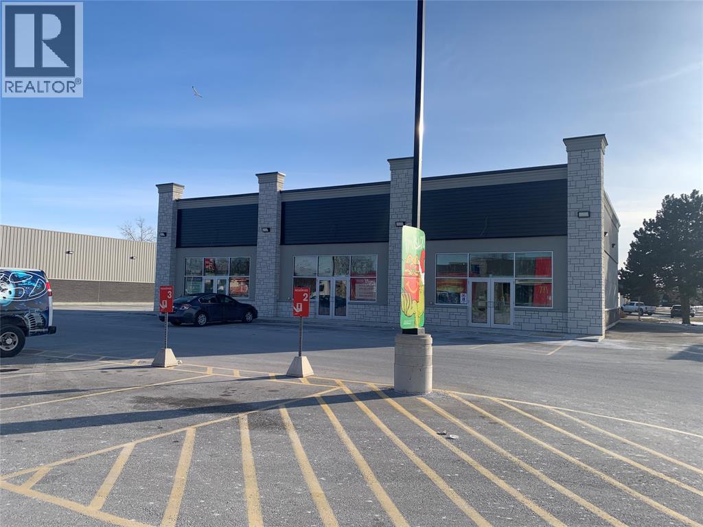 1113 Confederation Street, Sarnia, Ontario  N7S 3Y5 - Photo 11 - 25030755