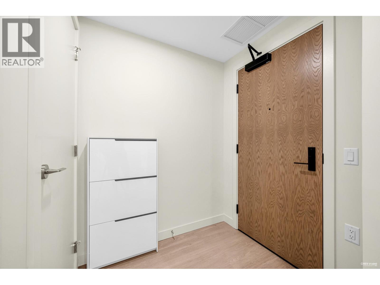 1601 5987 Wilson Avenue, Burnaby, British Columbia  V5H 0L7 - Photo 18 - R3072483