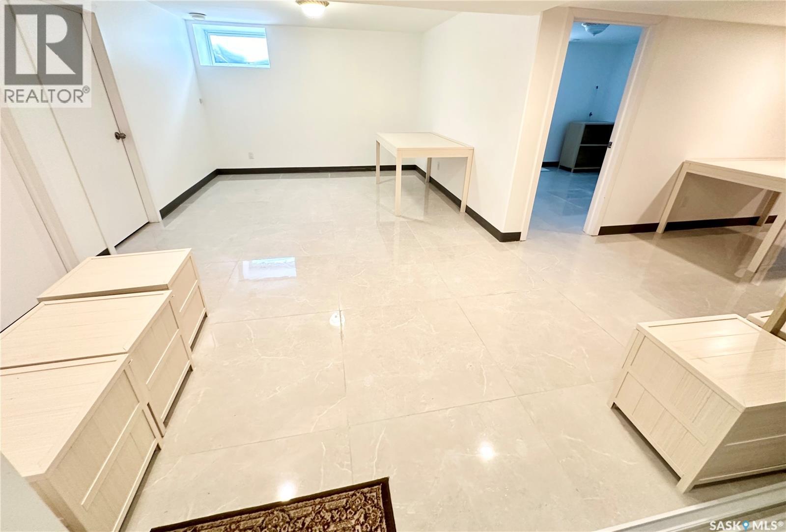 405 2nd Street, Dundurn, Saskatchewan  S0K 1K0 - Photo 16 - SK025375