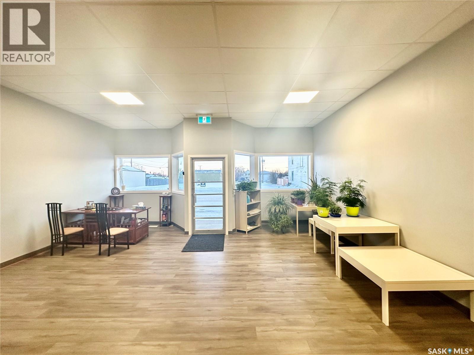 405 2nd Street, Dundurn, Saskatchewan  S0K 1K0 - Photo 3 - SK025375