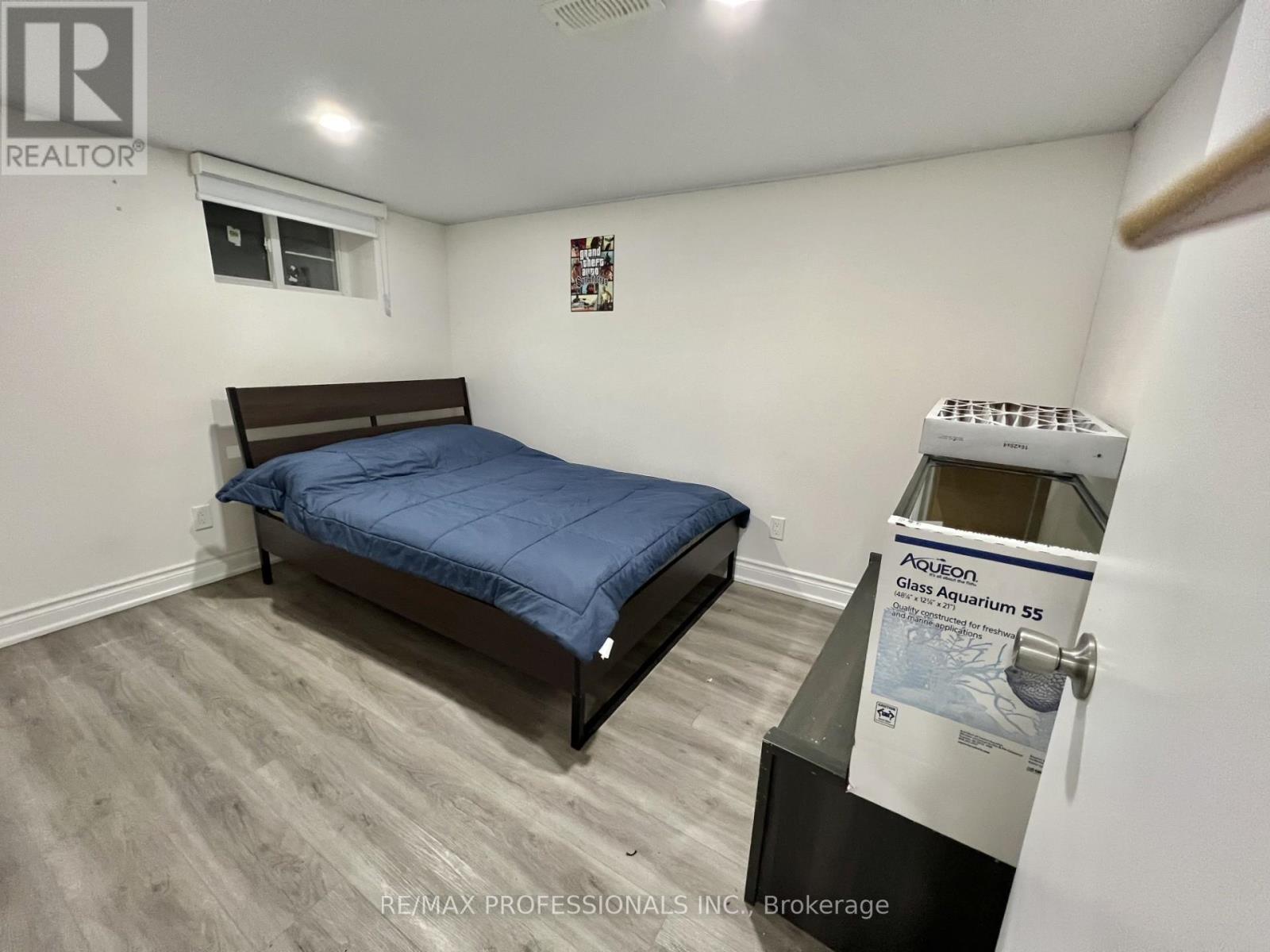 202 Gamma Street, Toronto, Ontario  M8W 4G5 - Photo 13 - W12610904