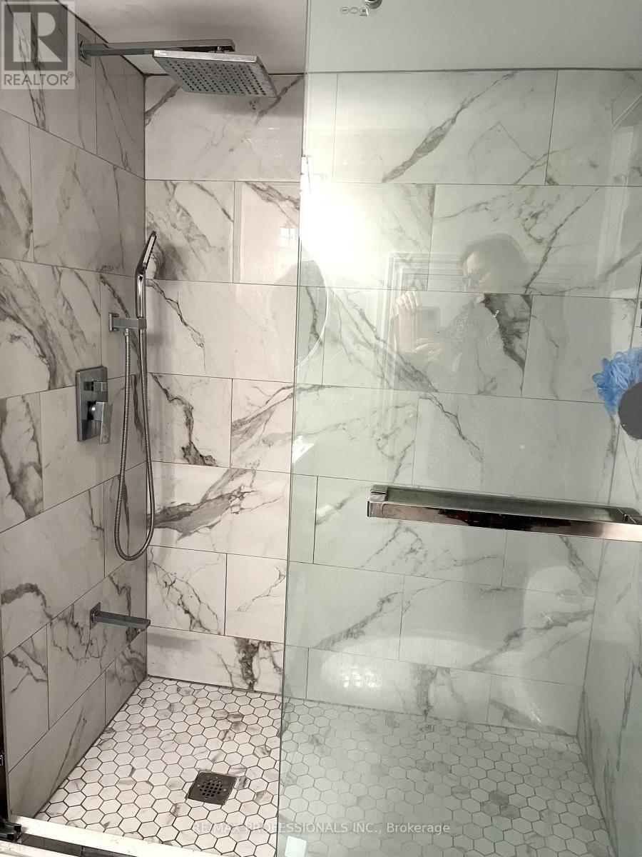 202 Gamma Street, Toronto, Ontario  M8W 4G5 - Photo 16 - W12610904