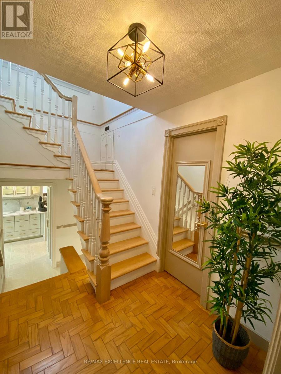 485 Gowland Crescent, Milton, Ontario  L9T 4G6 - Photo 18 - W12610930