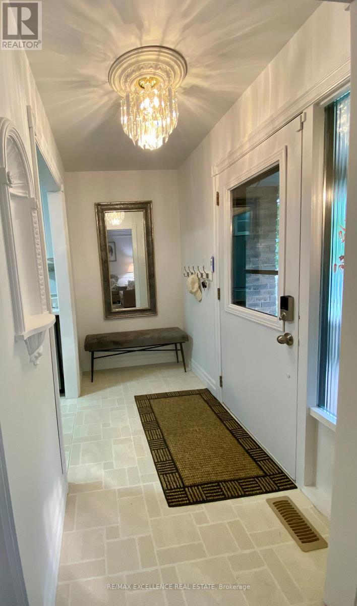 485 Gowland Crescent, Milton, Ontario  L9T 4G6 - Photo 2 - W12610930