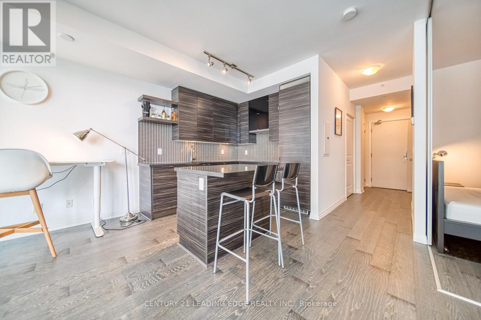 707 - 59 Annie Craig Drive, Toronto, Ontario M8V 0C5 - Photo 6 - W12610968