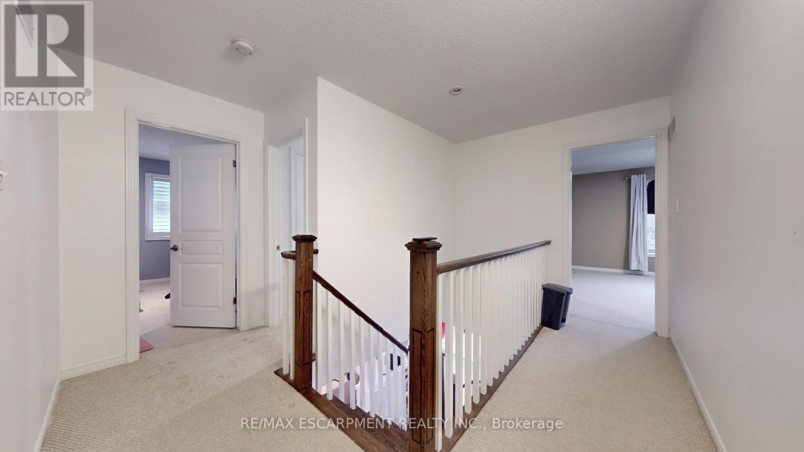 Upper - 219 Kitty Murray Lane, Hamilton, Ontario  L9K 1H7 - Photo 11 - X12610934