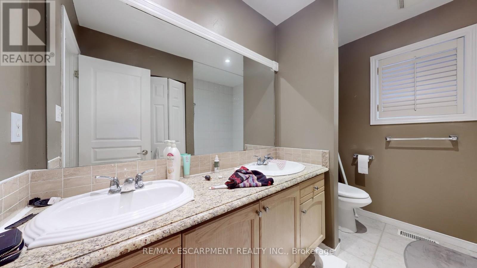 Upper - 219 Kitty Murray Lane, Hamilton, Ontario  L9K 1H7 - Photo 20 - X12610934