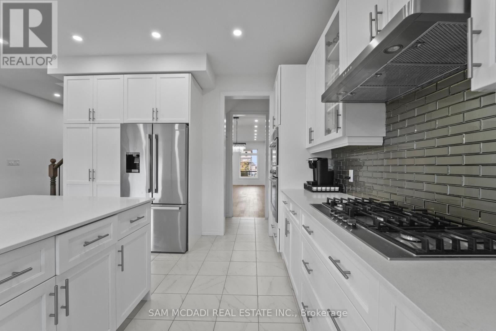 Upper - 4008 Highland Park Drive, Lincoln, Ontario  L3J 0T1 - Photo 21 - X12610954