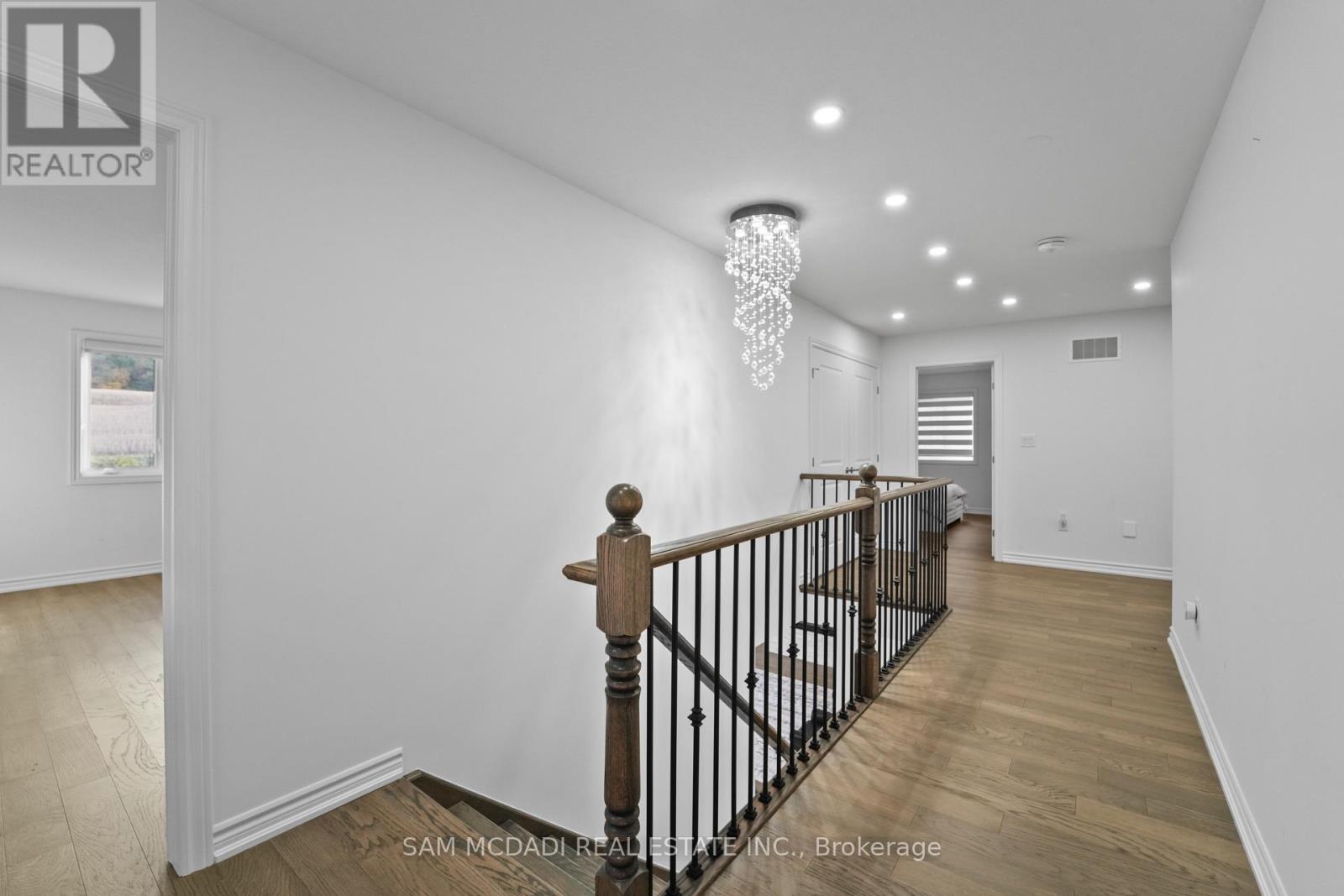 Upper - 4008 Highland Park Drive, Lincoln, Ontario  L3J 0T1 - Photo 24 - X12610954