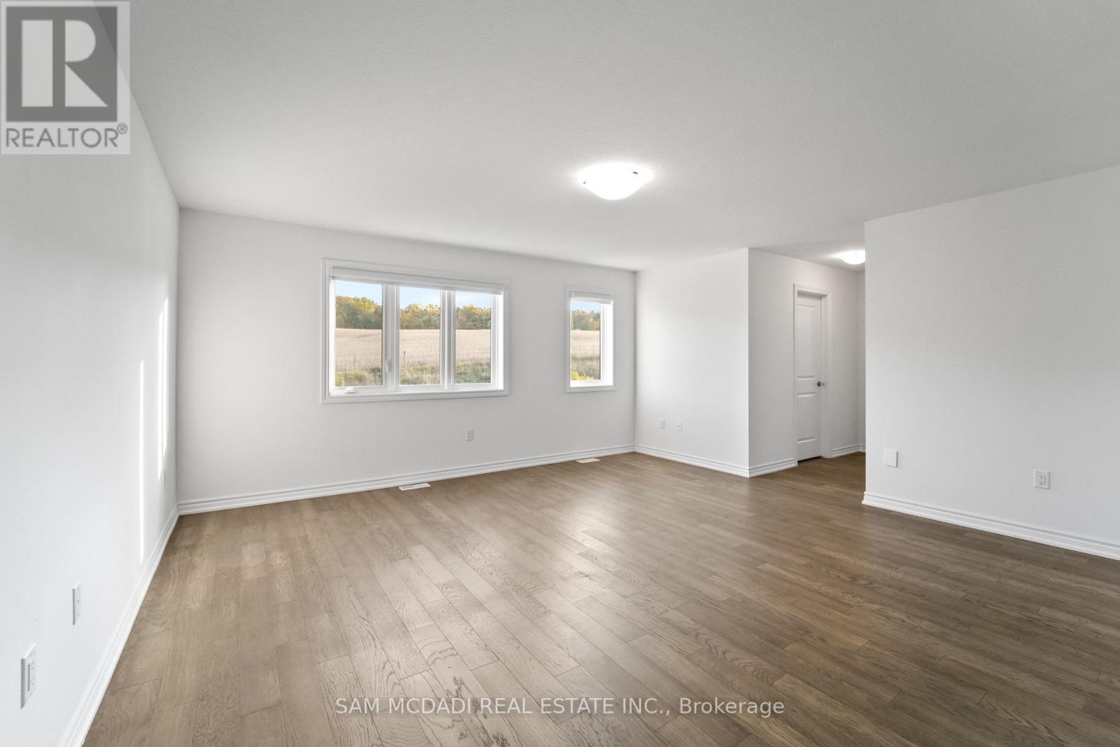 Upper - 4008 Highland Park Drive, Lincoln, Ontario  L3J 0T1 - Photo 25 - X12610954