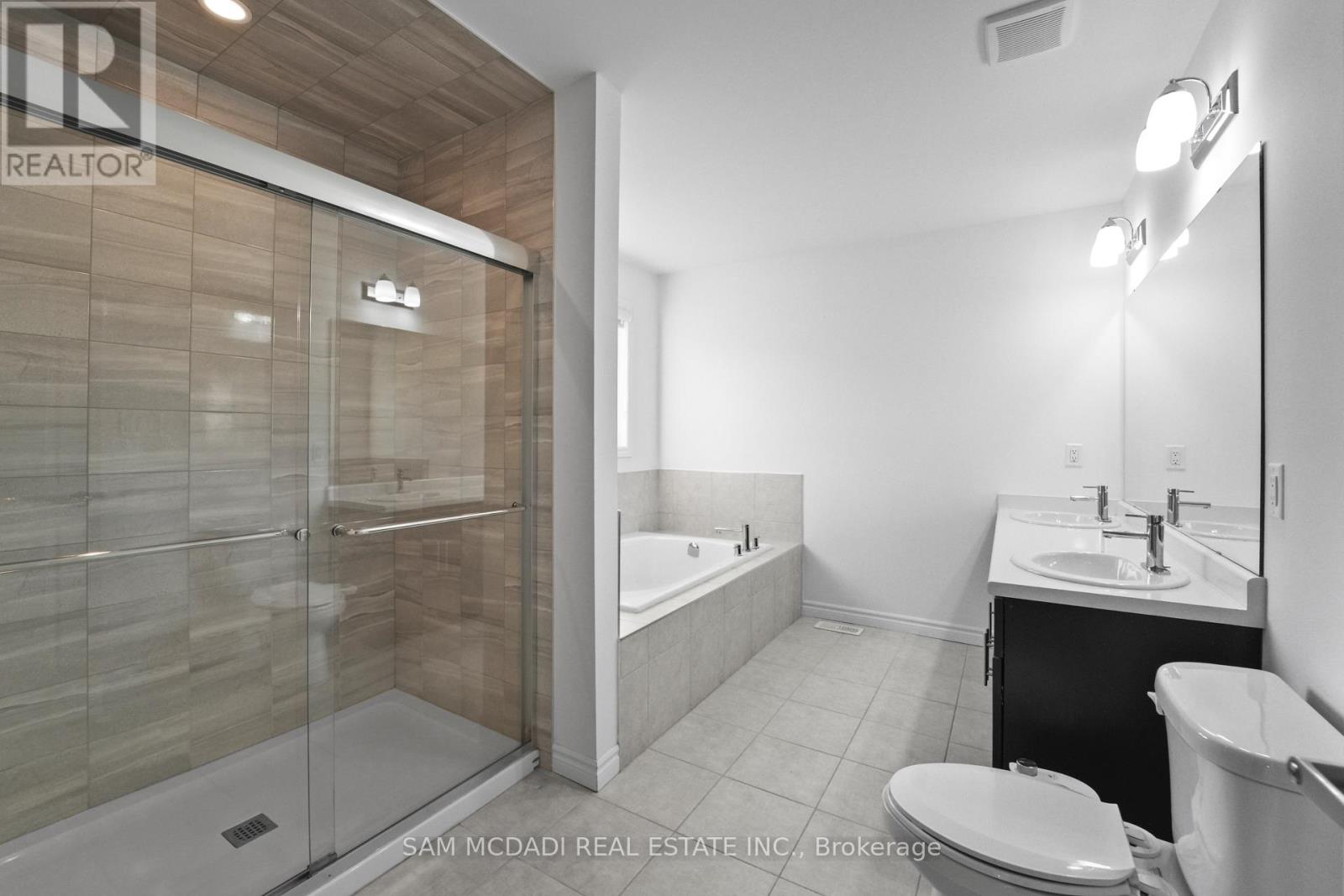 Upper - 4008 Highland Park Drive, Lincoln, Ontario  L3J 0T1 - Photo 28 - X12610954