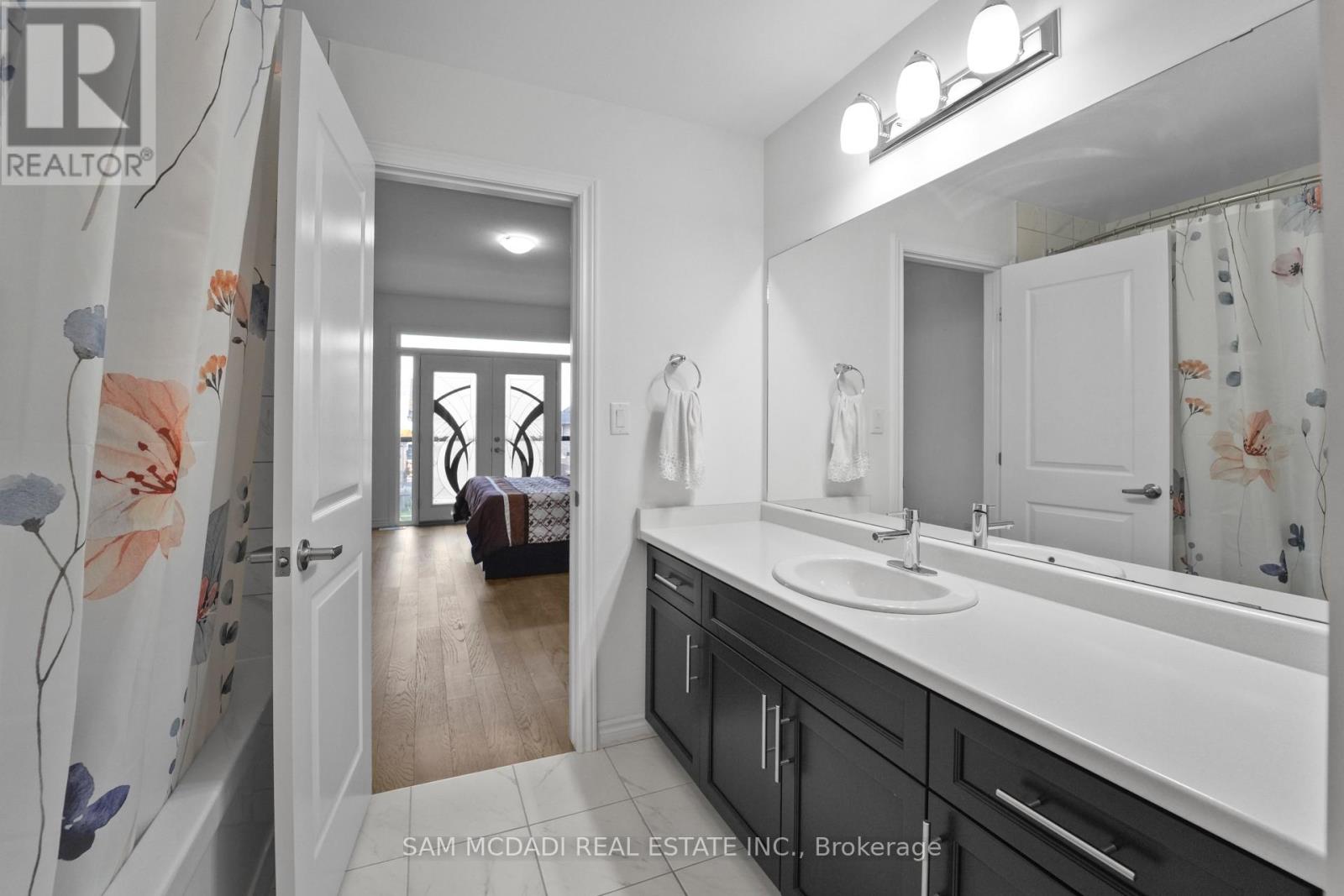 Upper - 4008 Highland Park Drive, Lincoln, Ontario  L3J 0T1 - Photo 33 - X12610954