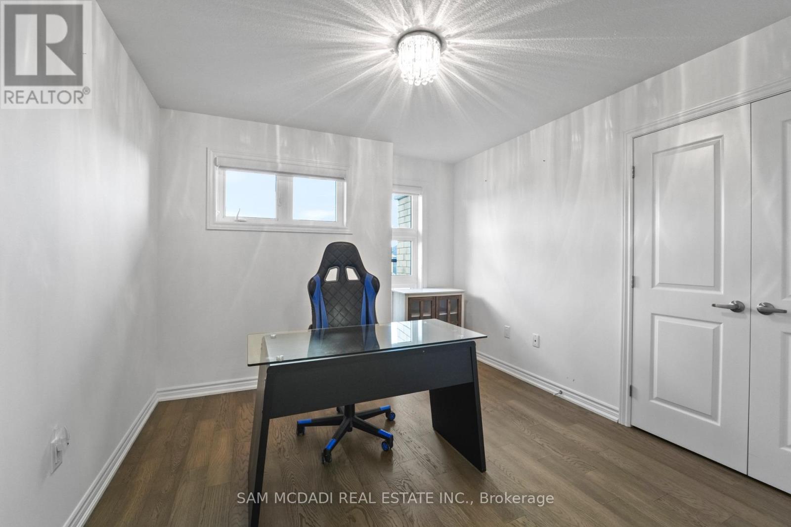 Upper - 4008 Highland Park Drive, Lincoln, Ontario  L3J 0T1 - Photo 37 - X12610954