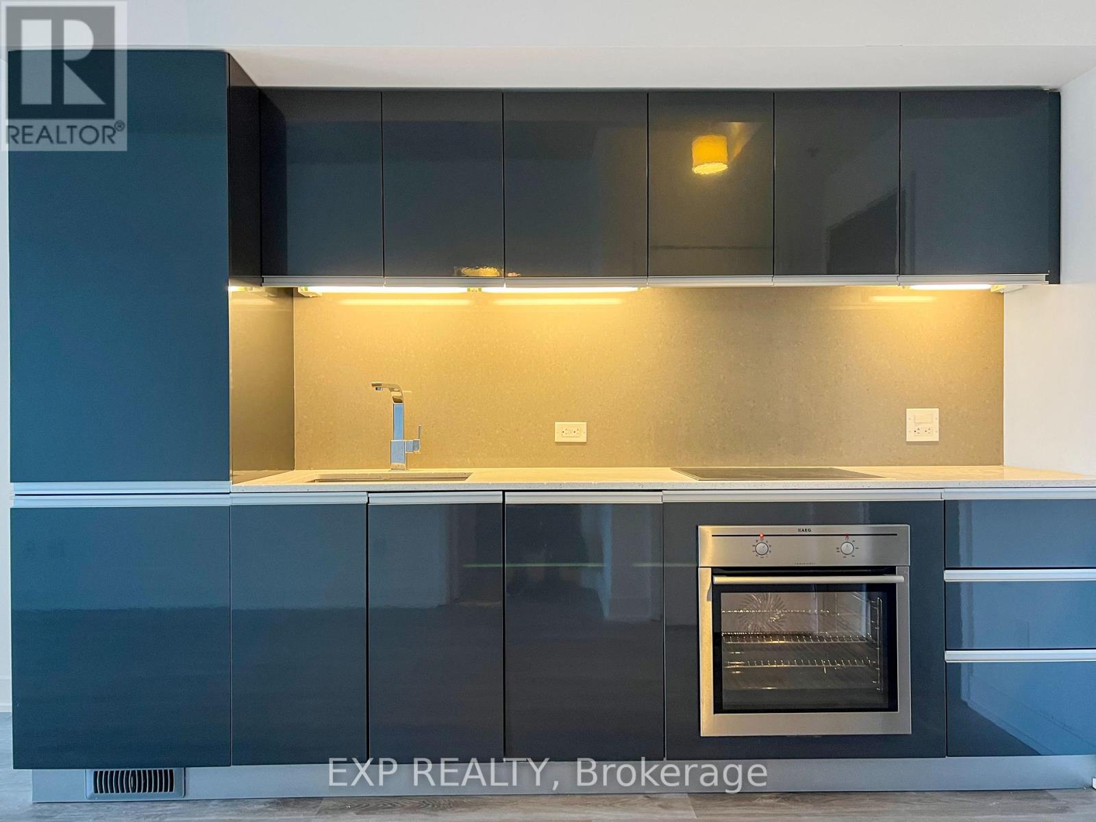 511 - 20 Gladstone Avenue, Toronto, Ontario  M6J 0E9 - Photo 2 - C12594852