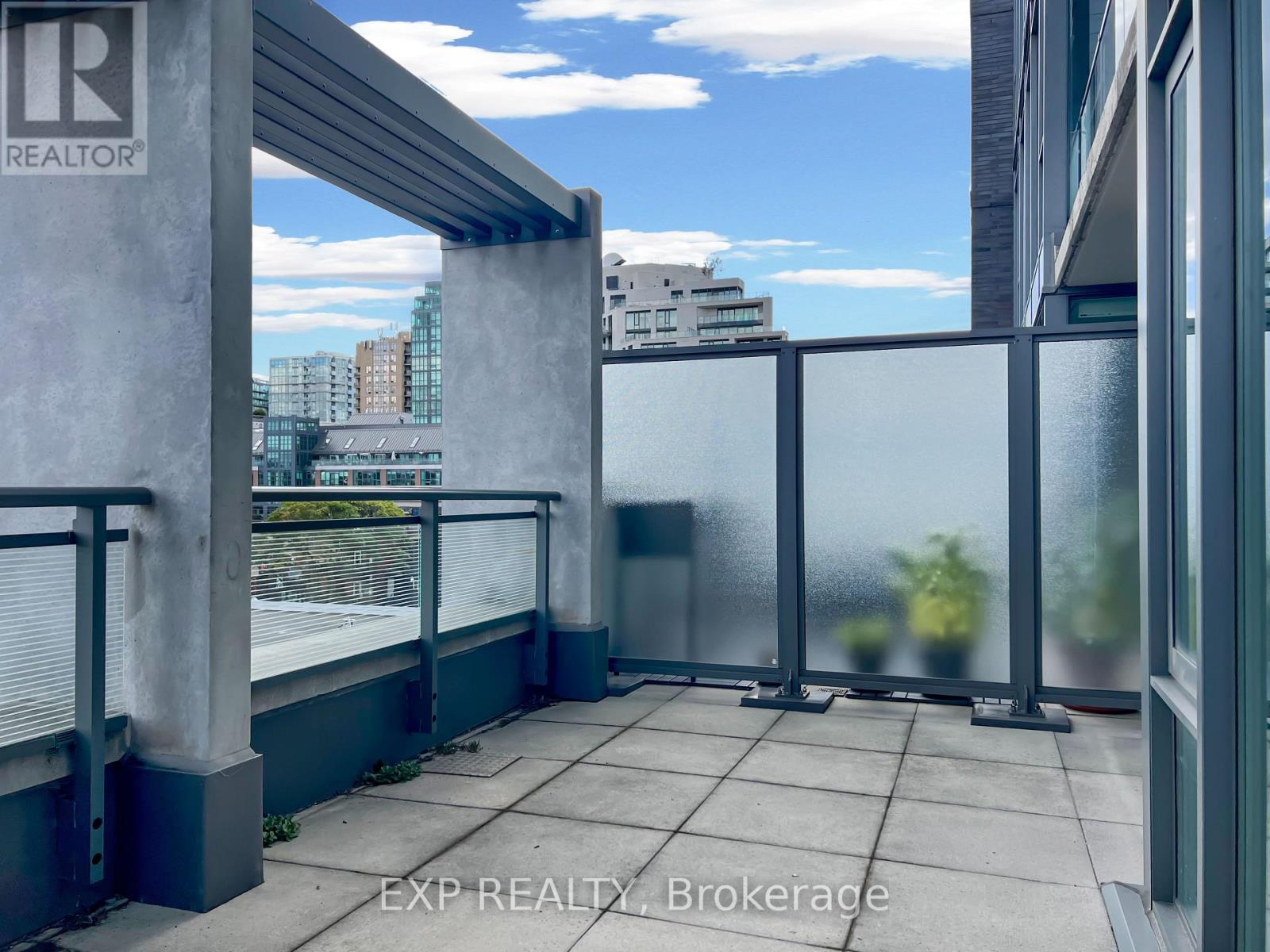 511 - 20 Gladstone Avenue, Toronto, Ontario  M6J 0E9 - Photo 12 - C12594852