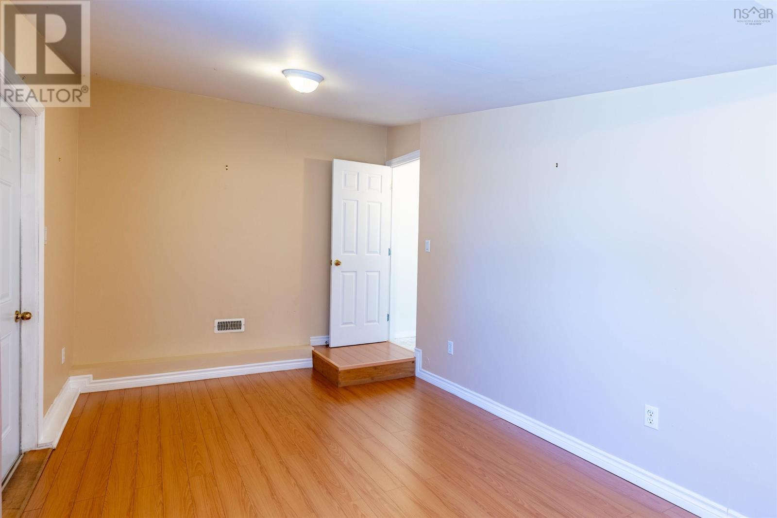 147 Chemin Des Cottreau Road, Wedgeport, Nova Scotia  B0W 3P0 - Photo 10 - 202512823