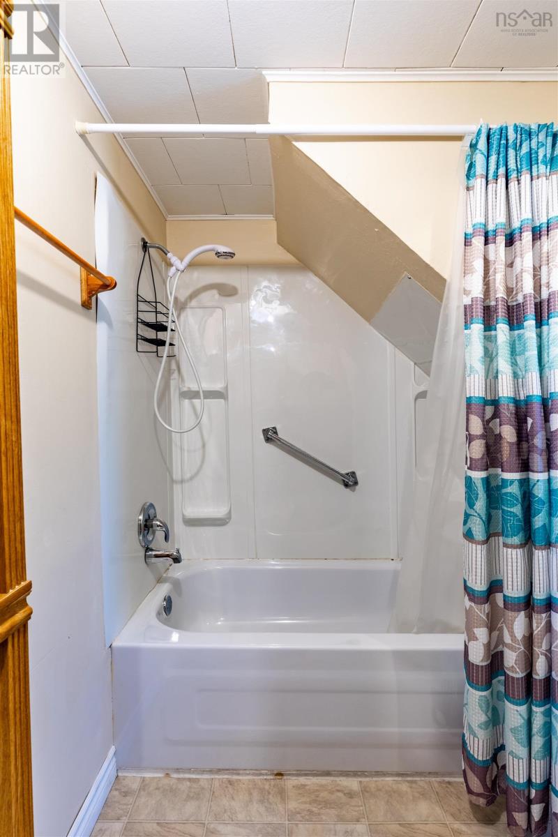 147 Chemin Des Cottreau Road, Wedgeport, Nova Scotia  B0W 3P0 - Photo 18 - 202512823