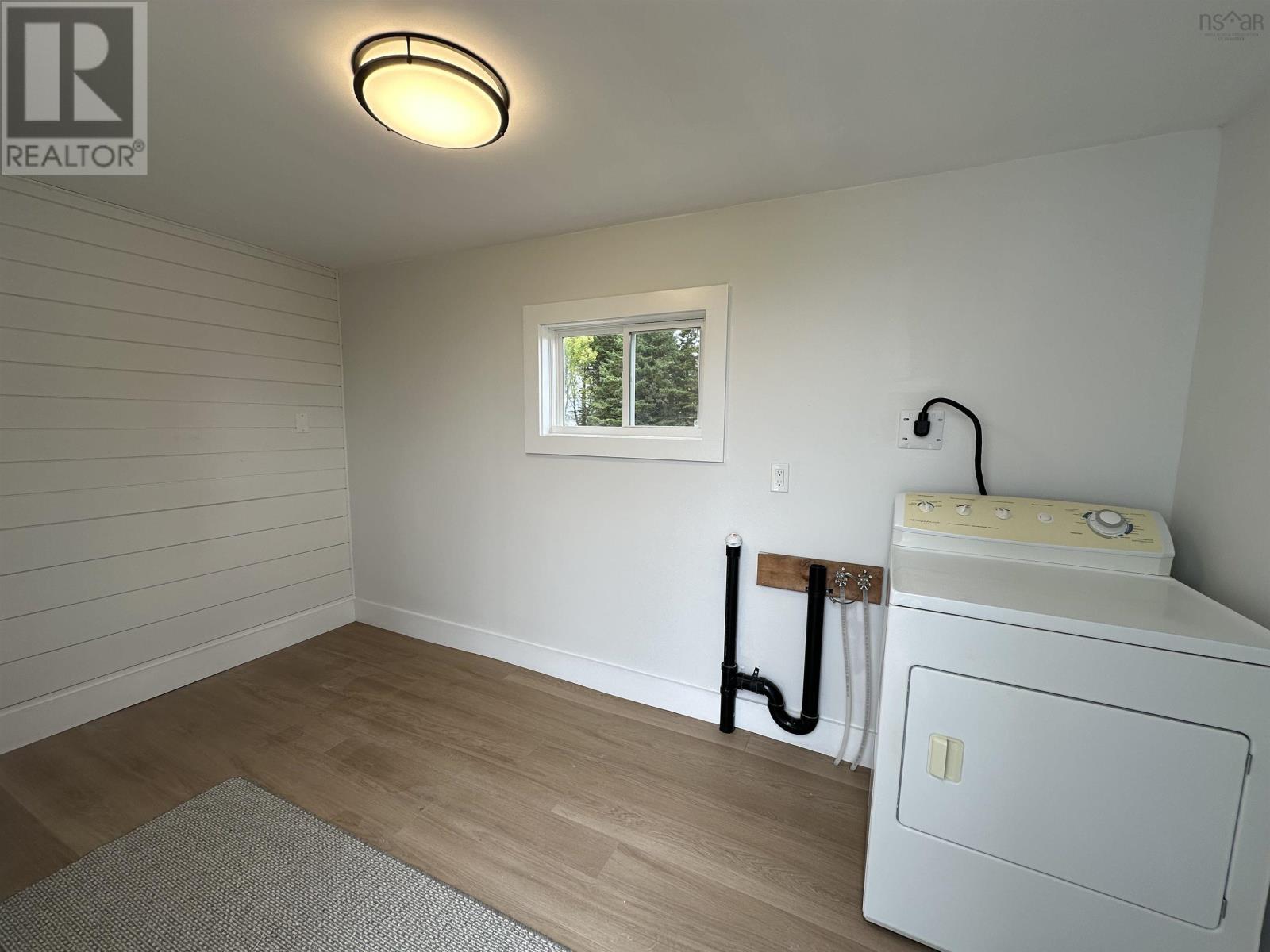 21 Surette Cross Road, Wedgeport, Nova Scotia  B0W 3P0 - Photo 3 - 202527008