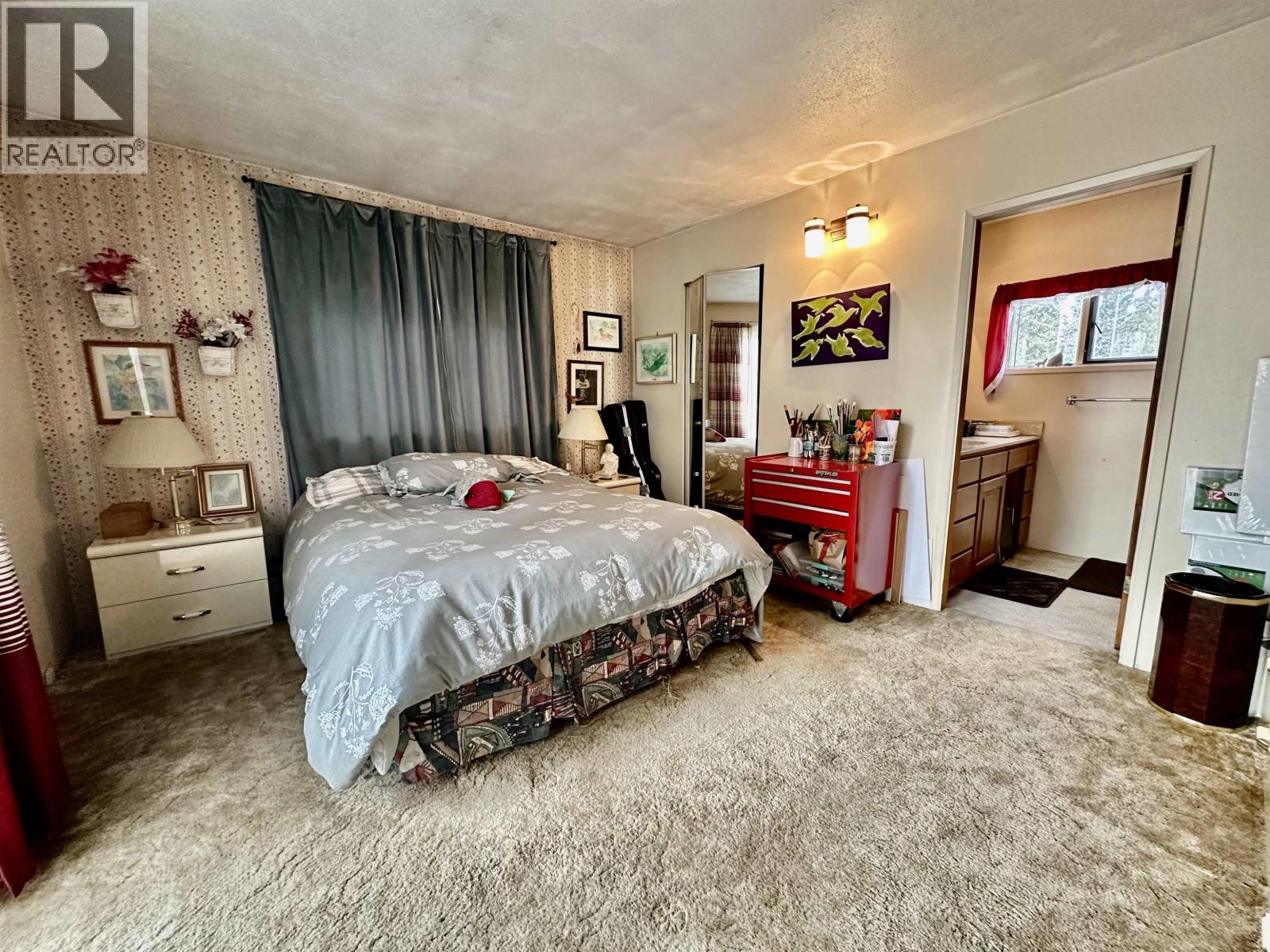 6808 Stokes Road, 100 Mile House, British Columbia  V0K 2E2 - Photo 10 - R3070803