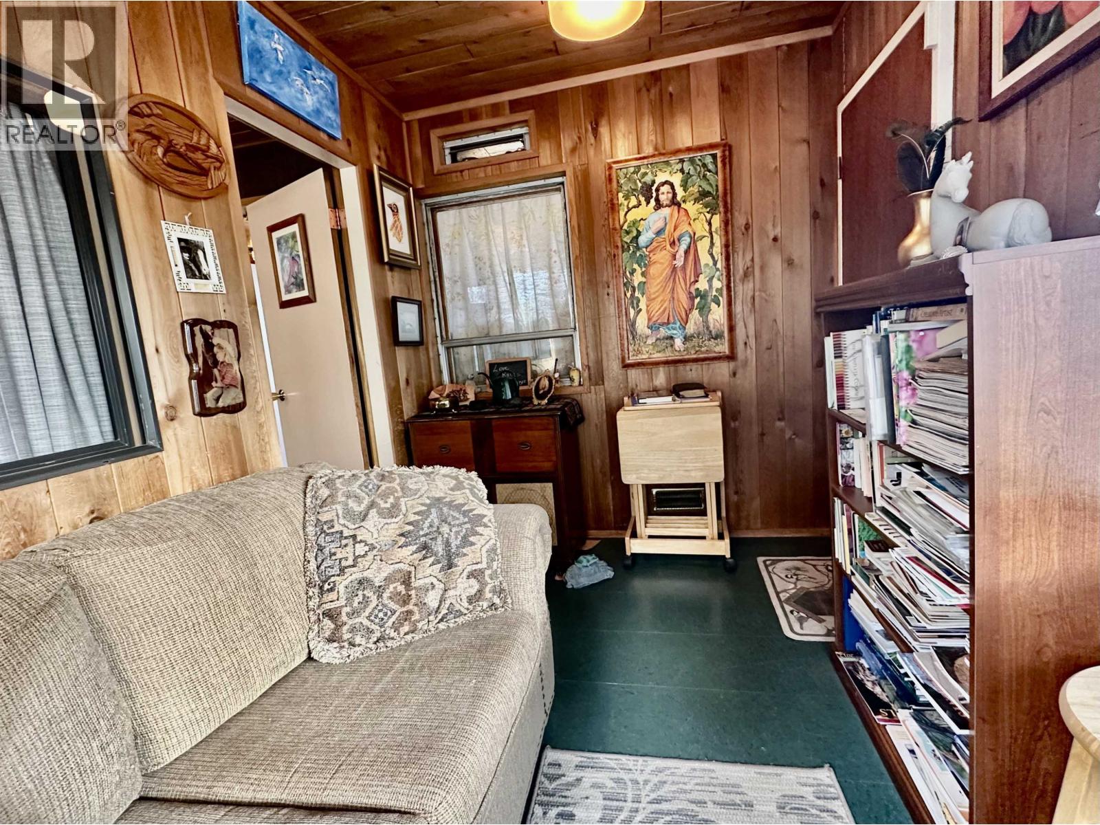 6808 Stokes Road, 100 Mile House, British Columbia  V0K 2E2 - Photo 23 - R3070803