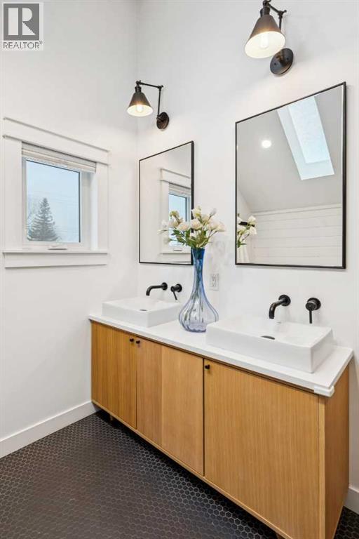 1420 11 Avenue Se, Calgary, Alberta  T2G 0Z8 - Photo 29 - A2270721