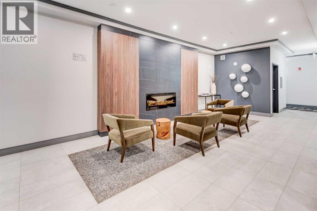 201, 8355 19 Avenue Sw, Calgary, Alberta  T3H 6G3 - Photo 2 - A2274043