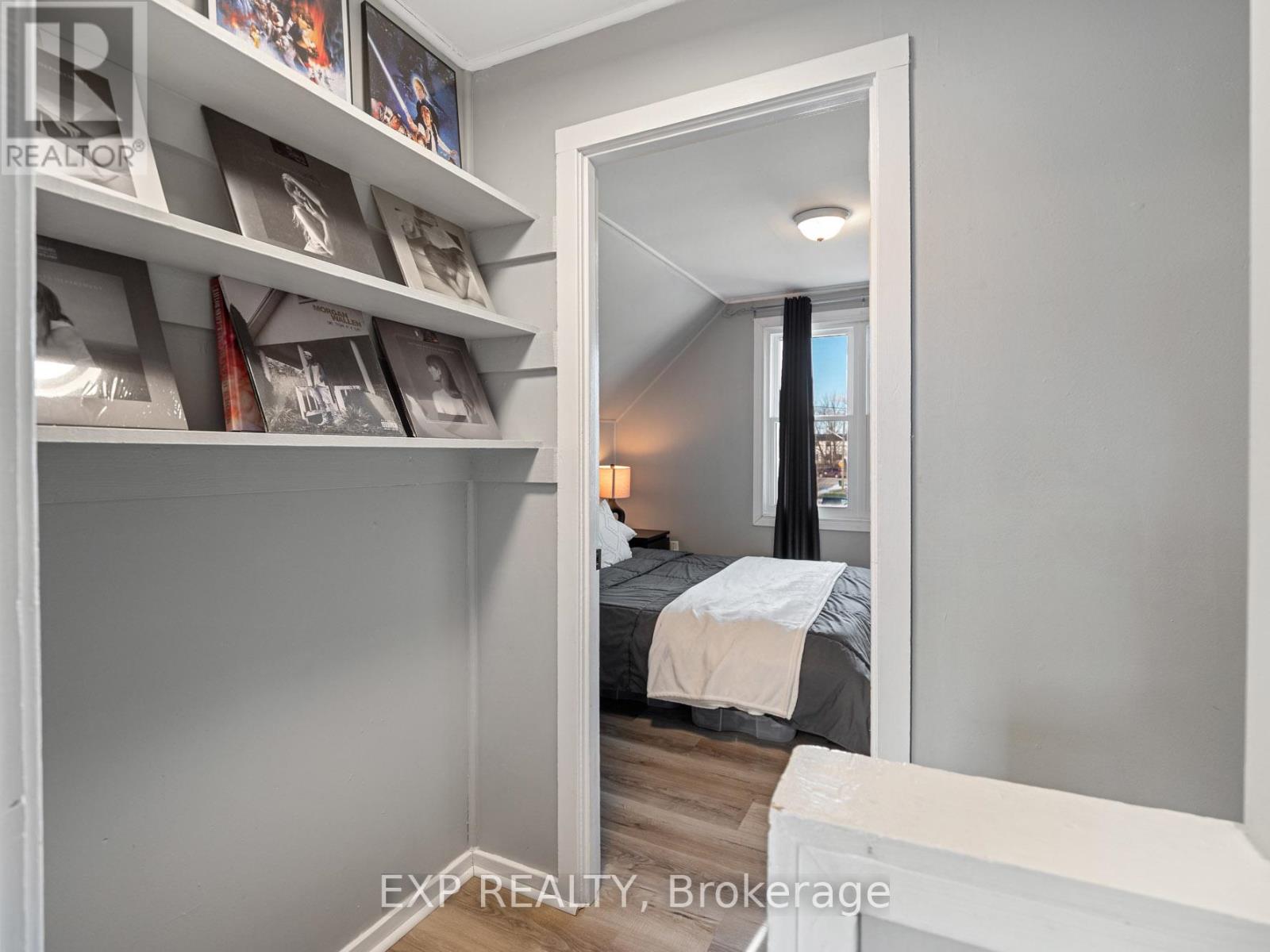 4354 Fifth Avenue, Niagara Falls, Ontario L2E 4R2 - Photo 19 - X12611046