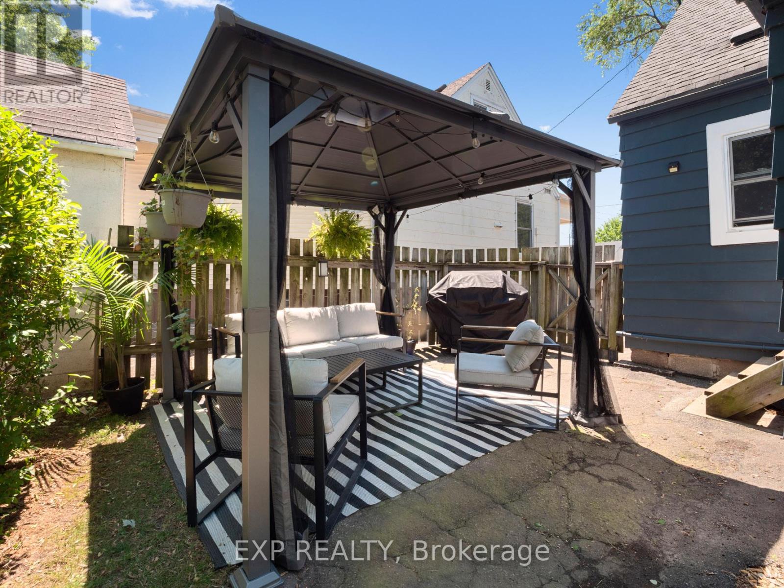 4354 Fifth Avenue, Niagara Falls, Ontario L2E 4R2 - Photo 23 - X12611046