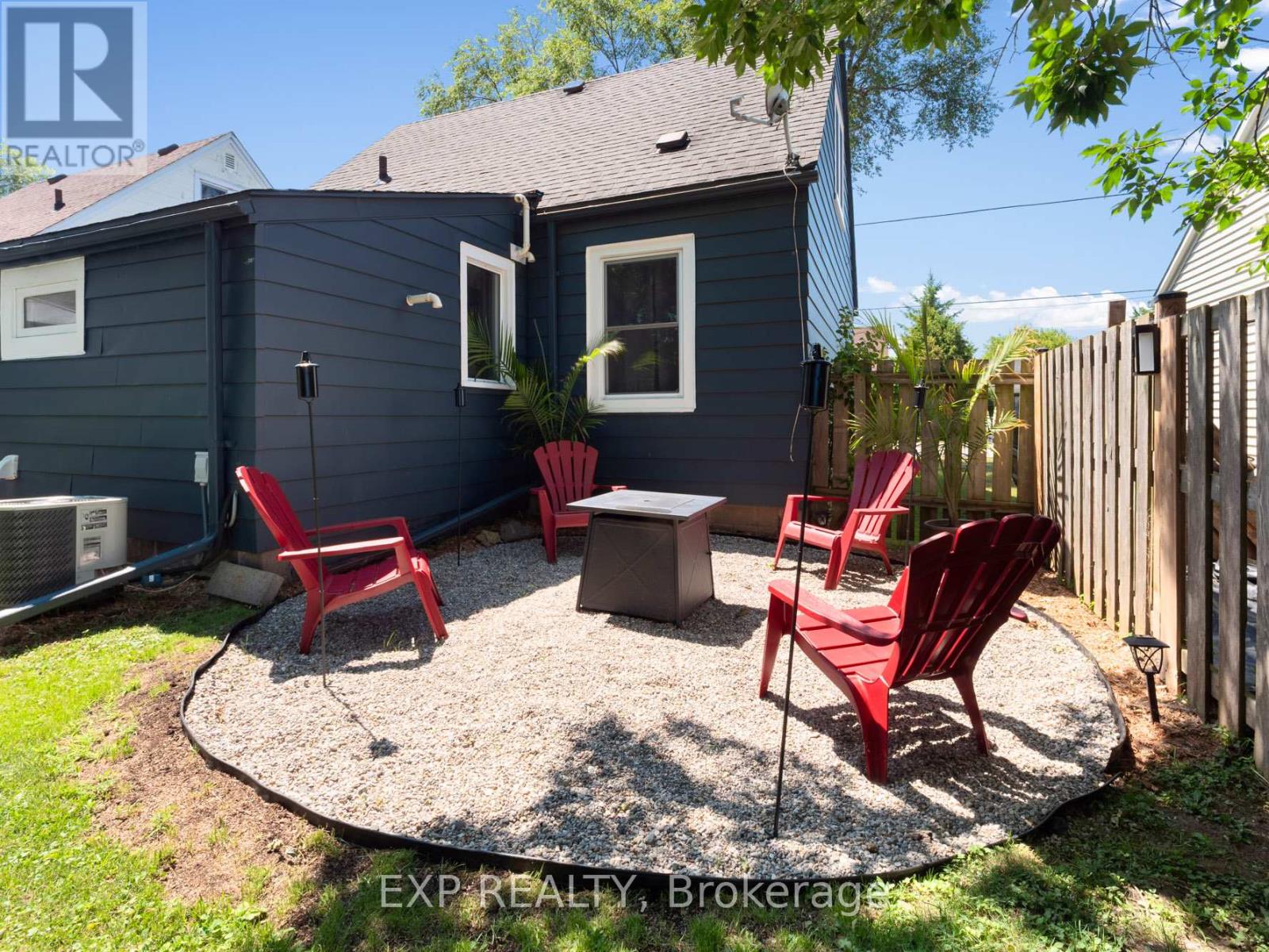 4354 Fifth Avenue, Niagara Falls, Ontario L2E 4R2 - Photo 24 - X12611046