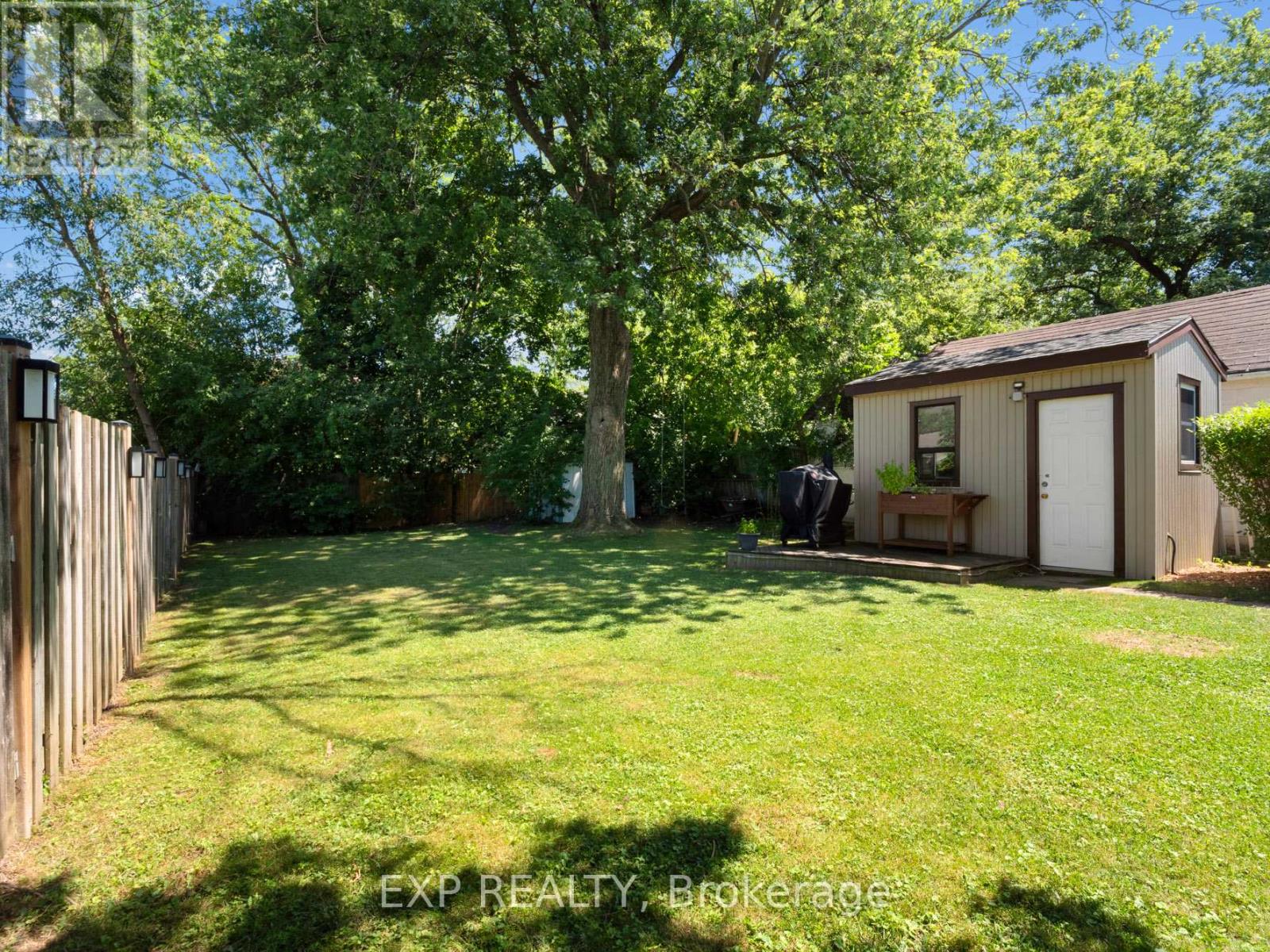 4354 Fifth Avenue, Niagara Falls, Ontario L2E 4R2 - Photo 26 - X12611046