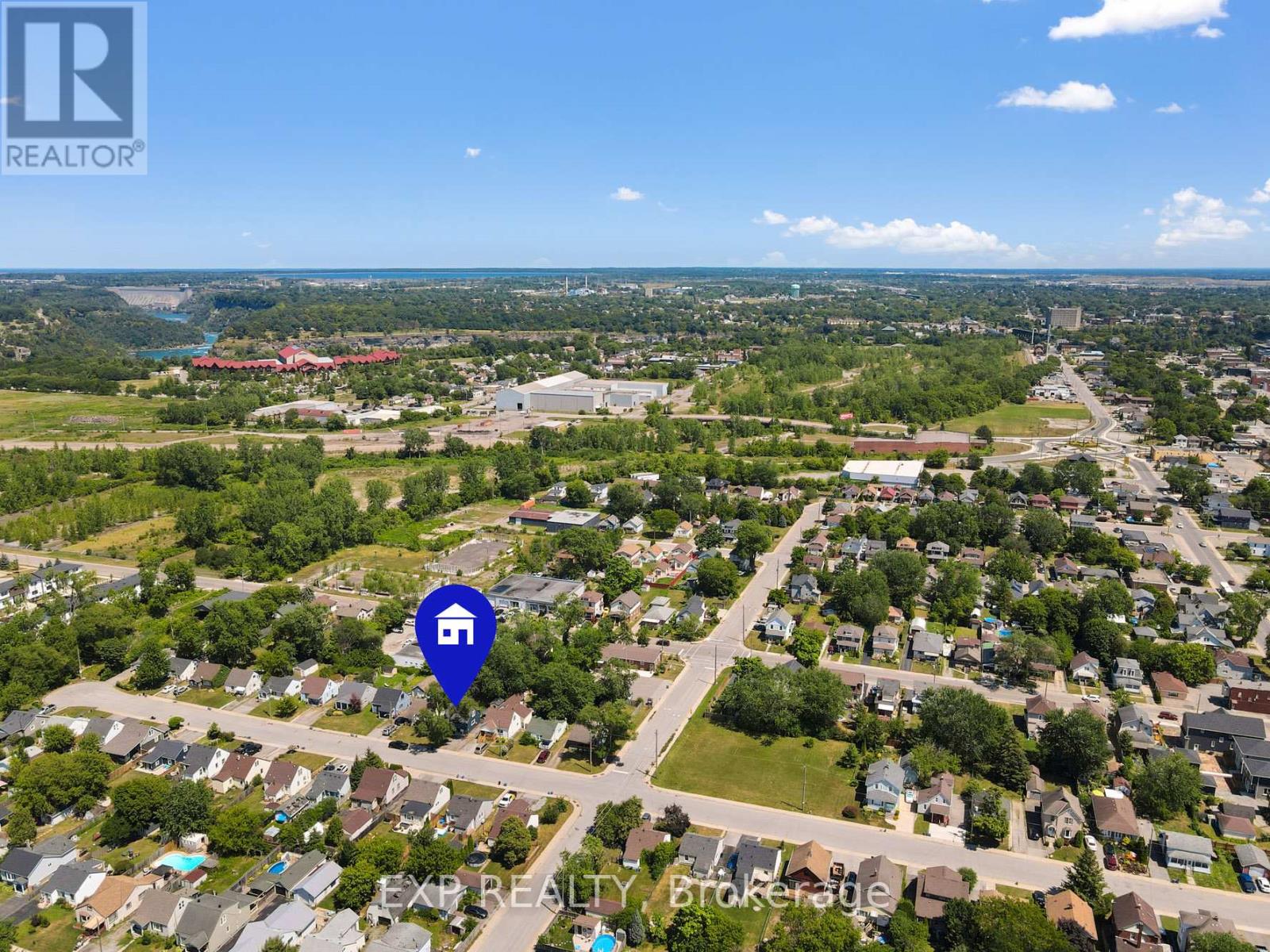 4354 Fifth Avenue, Niagara Falls, Ontario L2E 4R2 - Photo 31 - X12611046