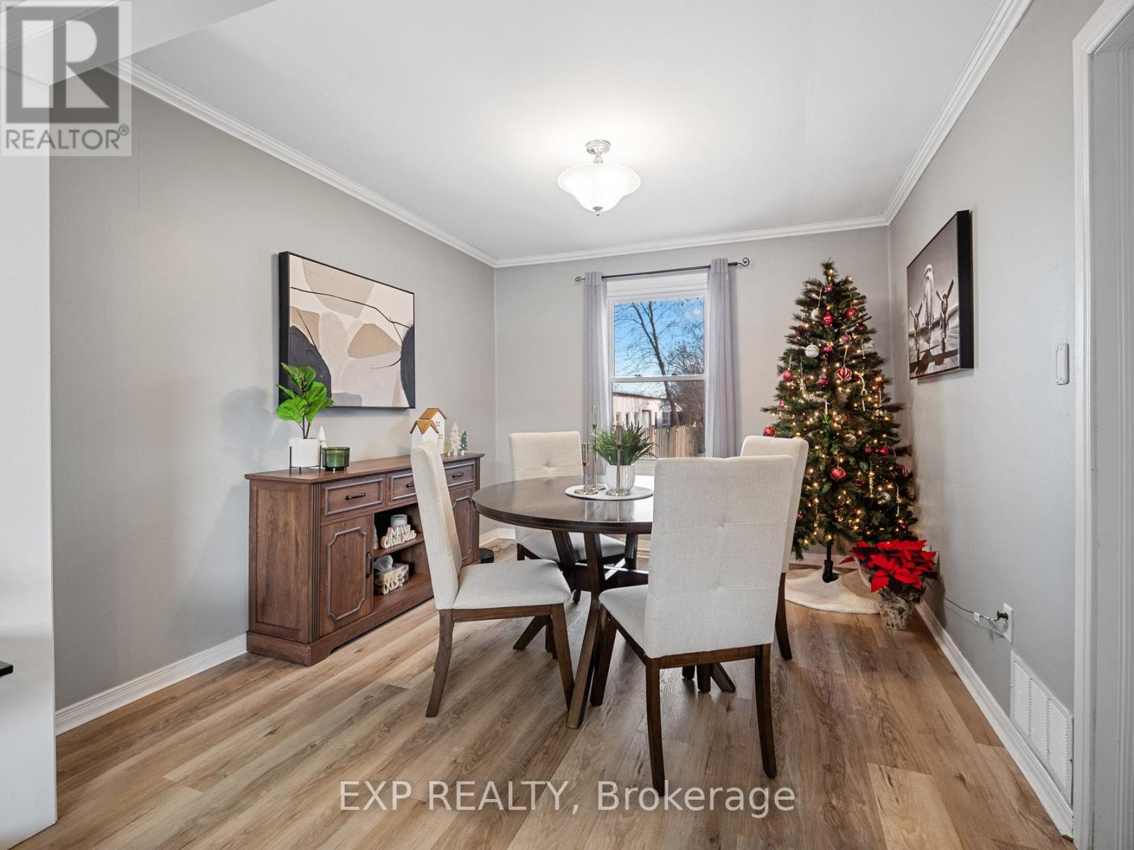 4354 Fifth Avenue, Niagara Falls, Ontario L2E 4R2 - Photo 7 - X12611046