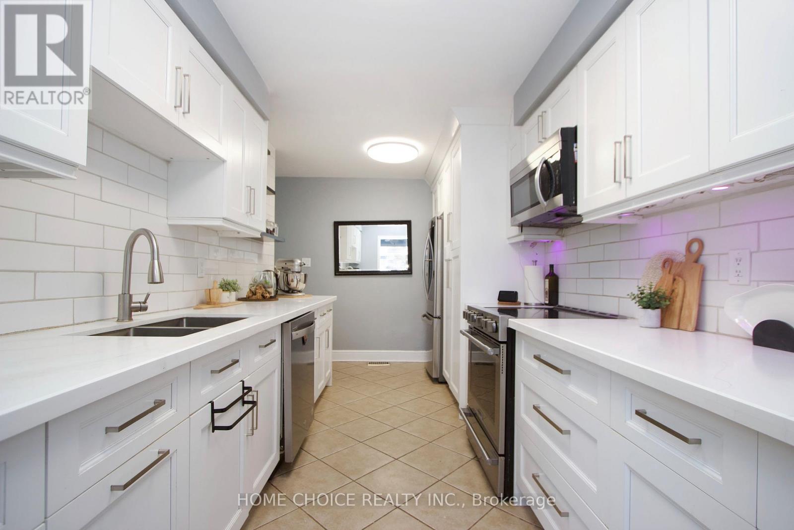 56 Ivory Court, Clarington, Ontario  L1C 5C1 - Photo 10 - E12378884