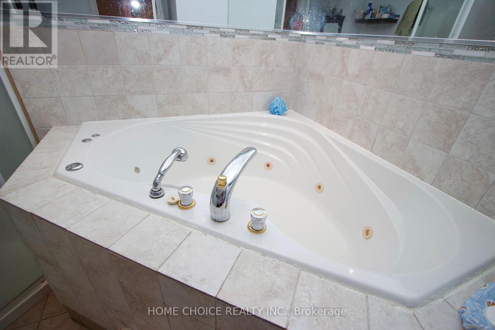 56 Ivory Court, Clarington, Ontario  L1C 5C1 - Photo 24 - E12378884