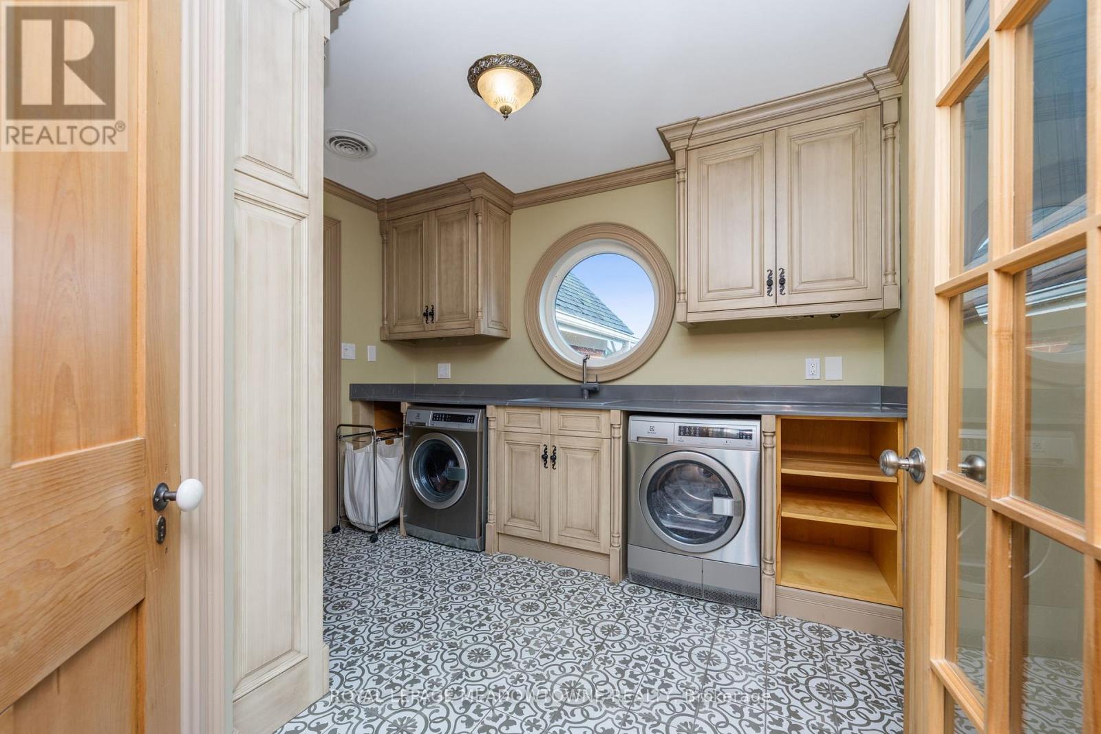 16089 Shaws Creek Road, Caledon, Ontario  L7C 1V9 - Photo 25 - W12424284