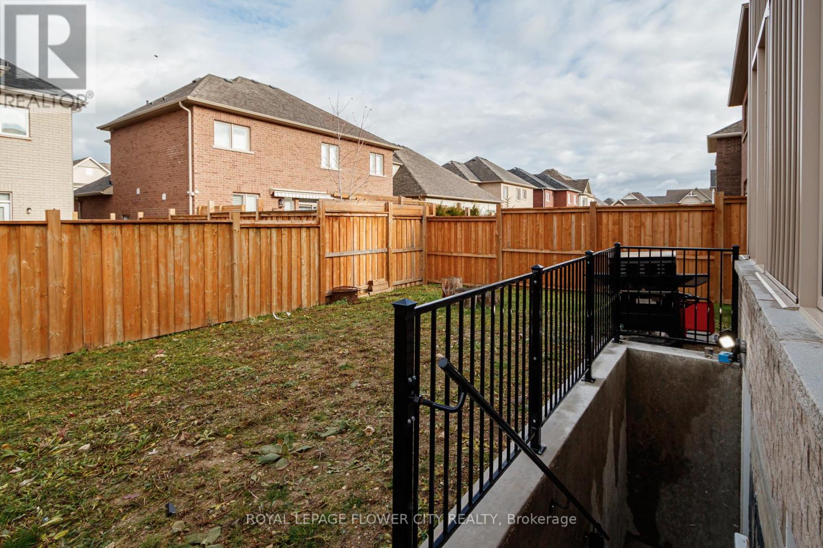 95 Tracey Lane, Collingwood, Ontario L9Y 3Y7 - Photo 44 - S12575680