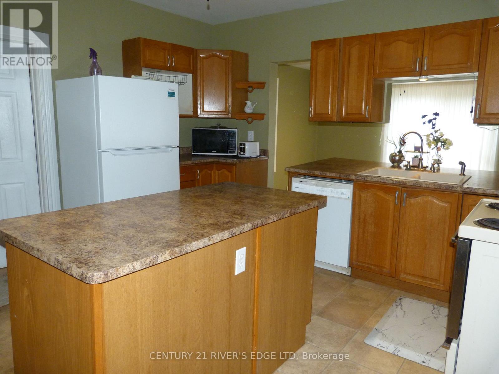 453 May Street, North Dundas, Ontario  K0C 2K0 - Photo 12 - X12611038