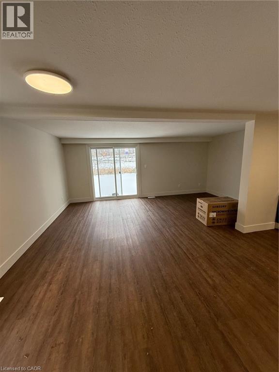 112 Woodpoppy Crescent, Kitchener, Ontario N2E 3R1 - Photo 3 - 40792988