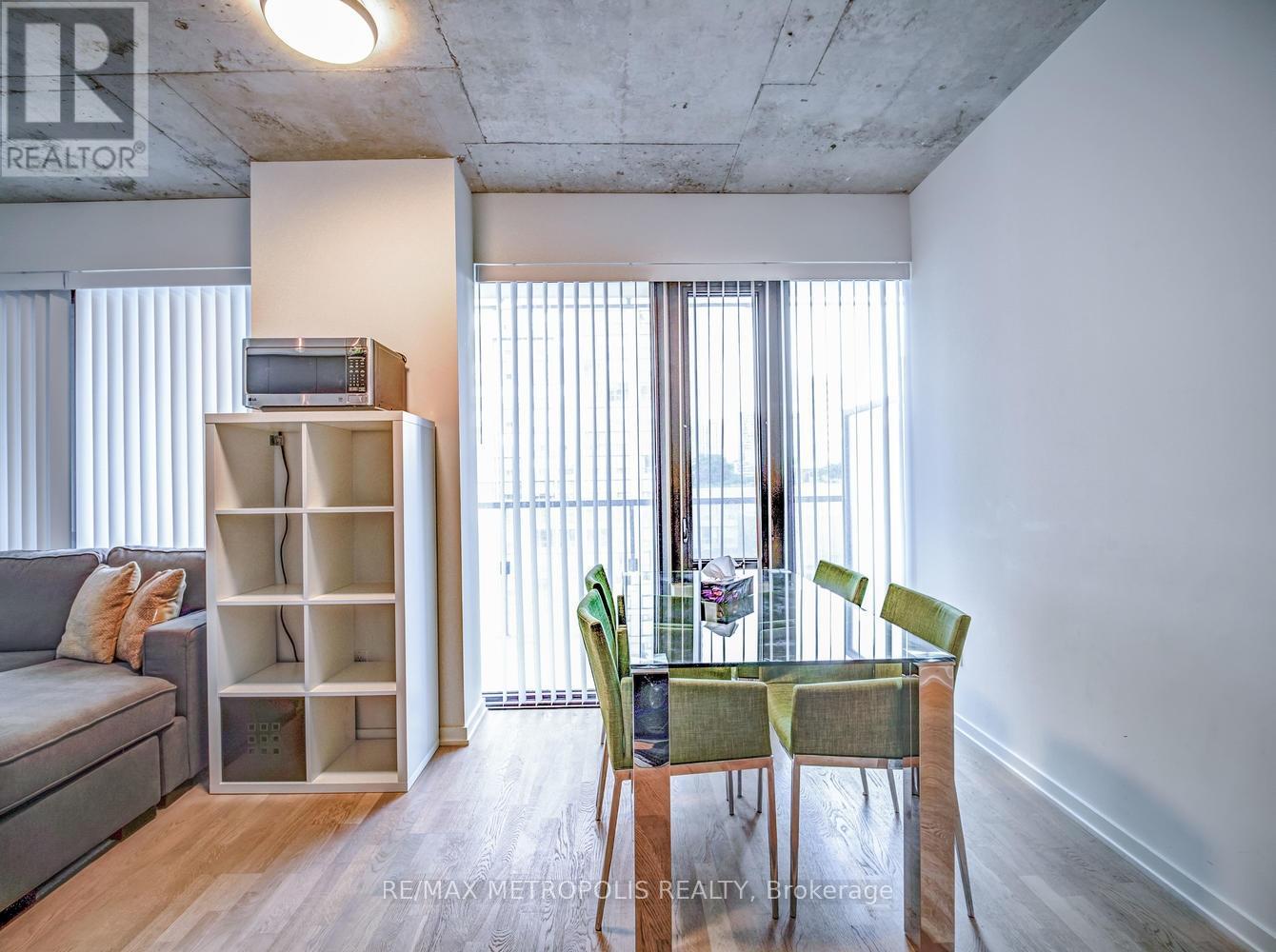 1011 - 60 Colborne Street, Toronto, Ontario  M5E 1E3 - Photo 4 - C12610978