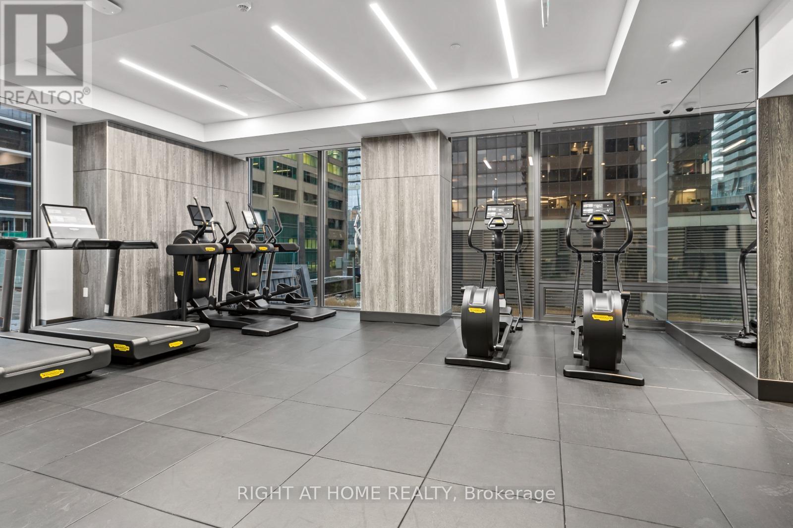 4205 - 8 Cumberland Street, Toronto, Ontario  M4W 0B6 - Photo 16 - C12610980