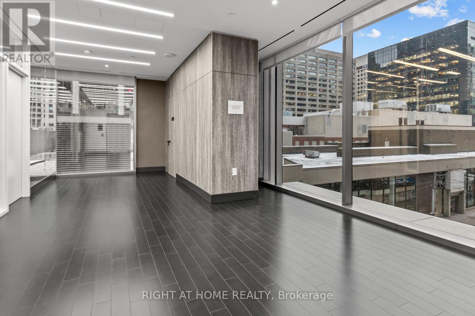 4205 - 8 Cumberland Street, Toronto, Ontario  M4W 0B6 - Photo 18 - C12610980