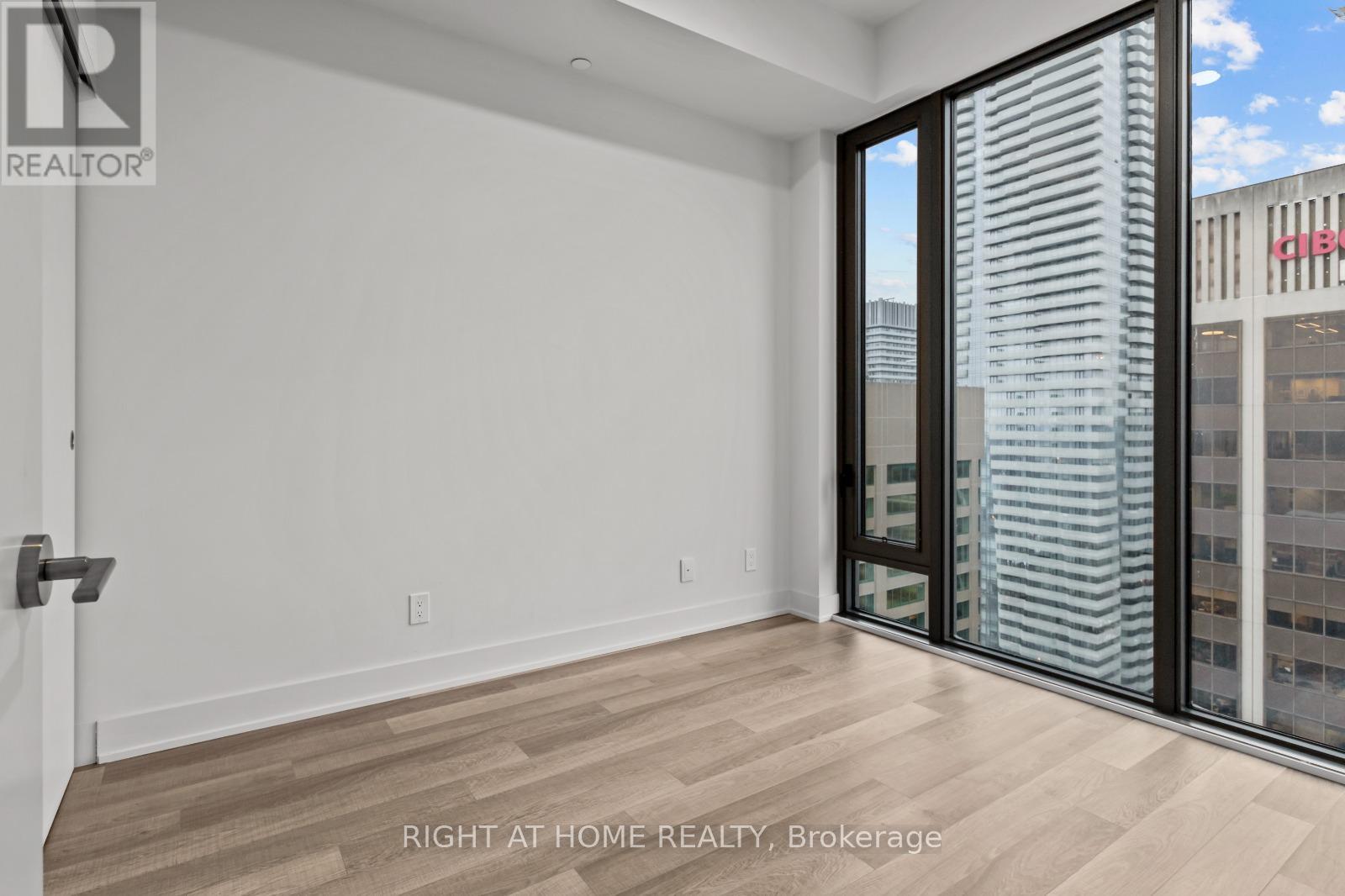 4205 - 8 Cumberland Street, Toronto, Ontario  M4W 0B6 - Photo 7 - C12610980