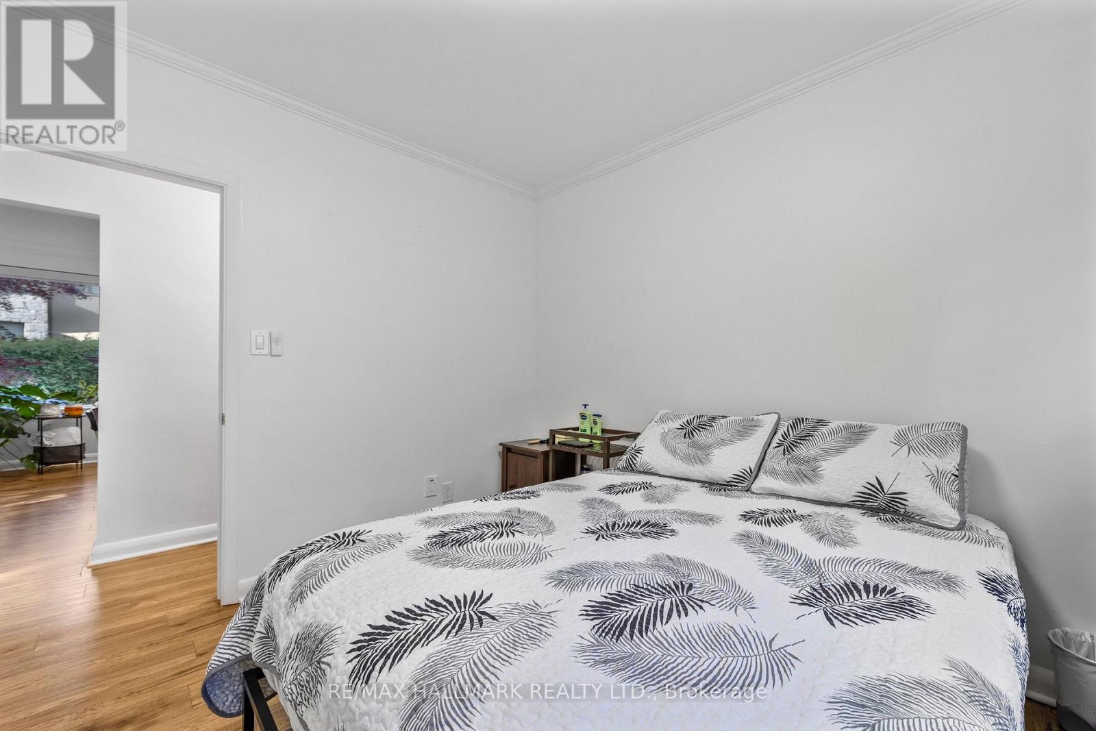 80 Berkinshaw Crescent, Toronto, Ontario  M3B 2T2 - Photo 22 - C12610988