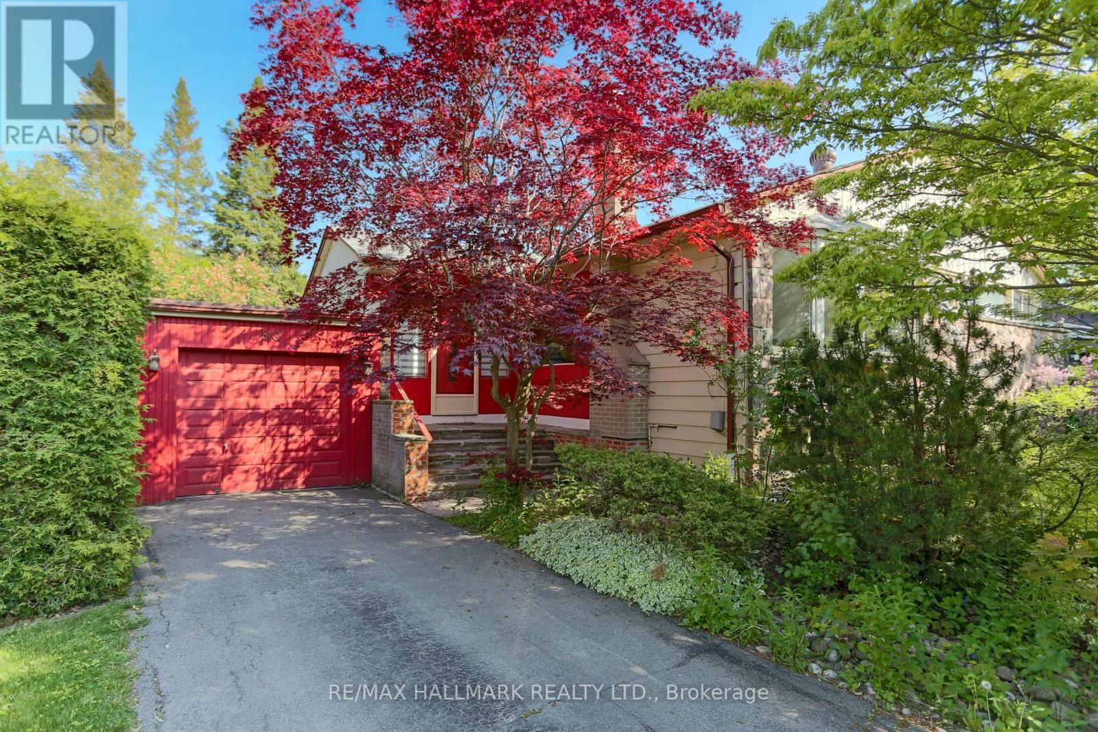 80 Berkinshaw Crescent, Toronto, Ontario  M3B 2T2 - Photo 3 - C12610988