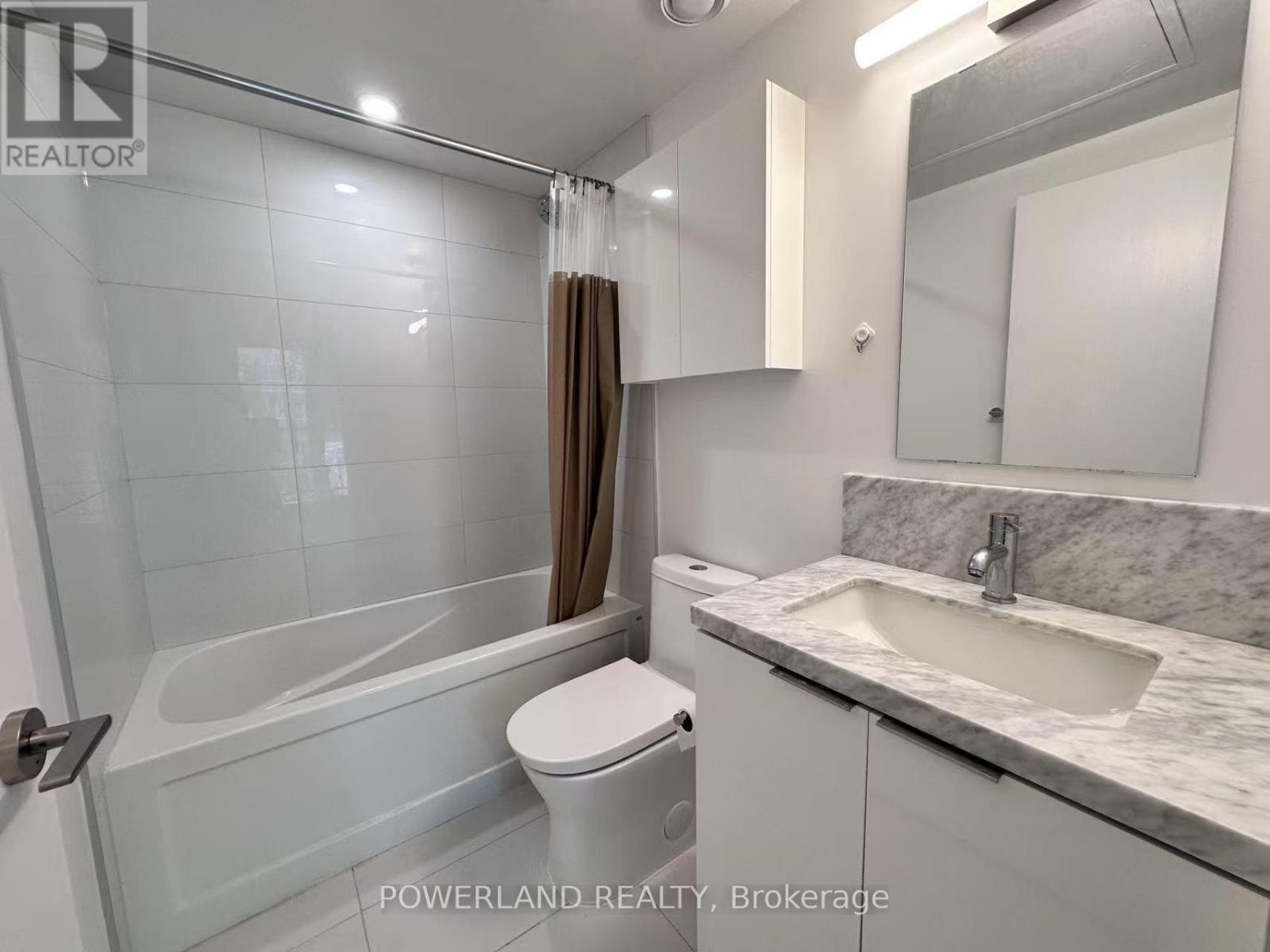 521 - 121 St Patrick Street, Toronto, Ontario  M5T 3C1 - Photo 10 - C12611014