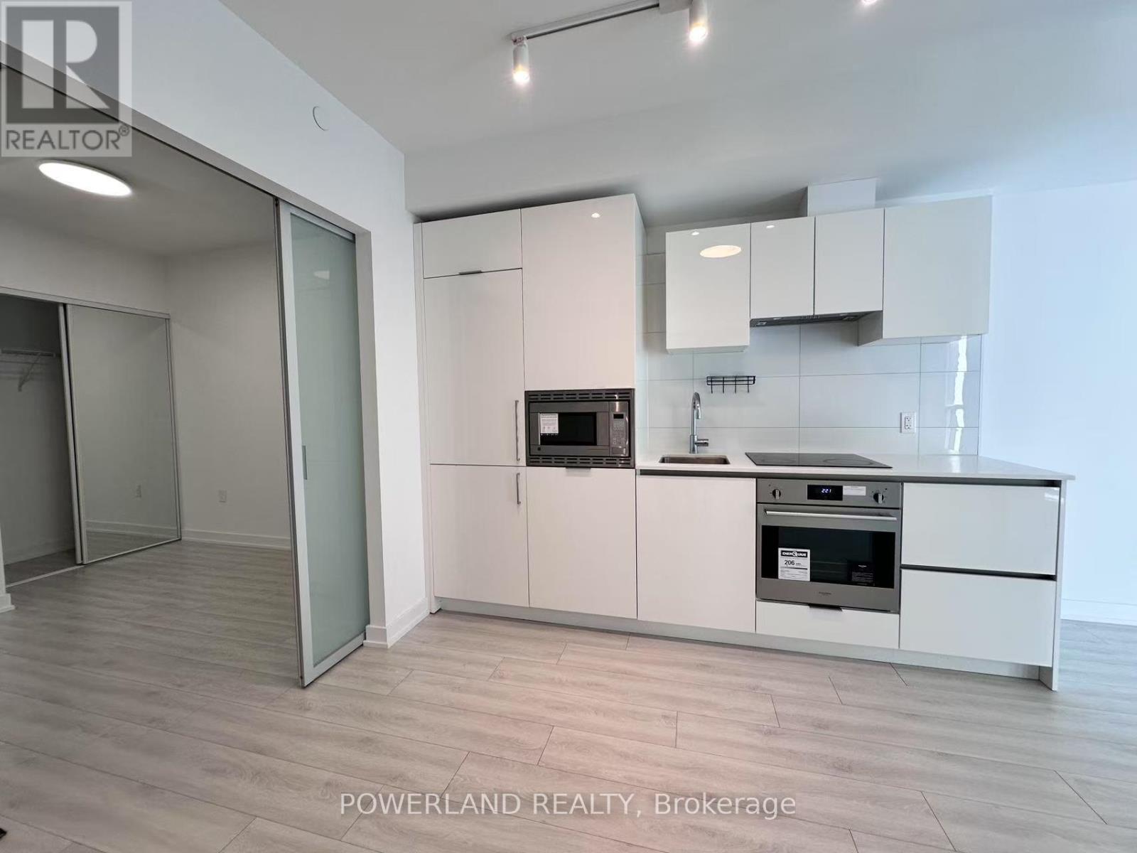 521 - 121 St Patrick Street, Toronto, Ontario  M5T 3C1 - Photo 5 - C12611014