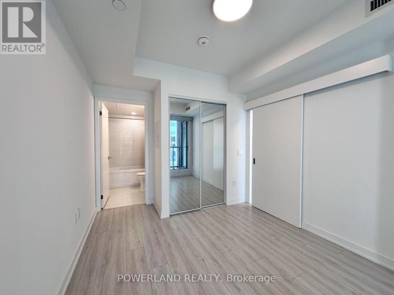 521 - 121 St Patrick Street, Toronto, Ontario  M5T 3C1 - Photo 9 - C12611014