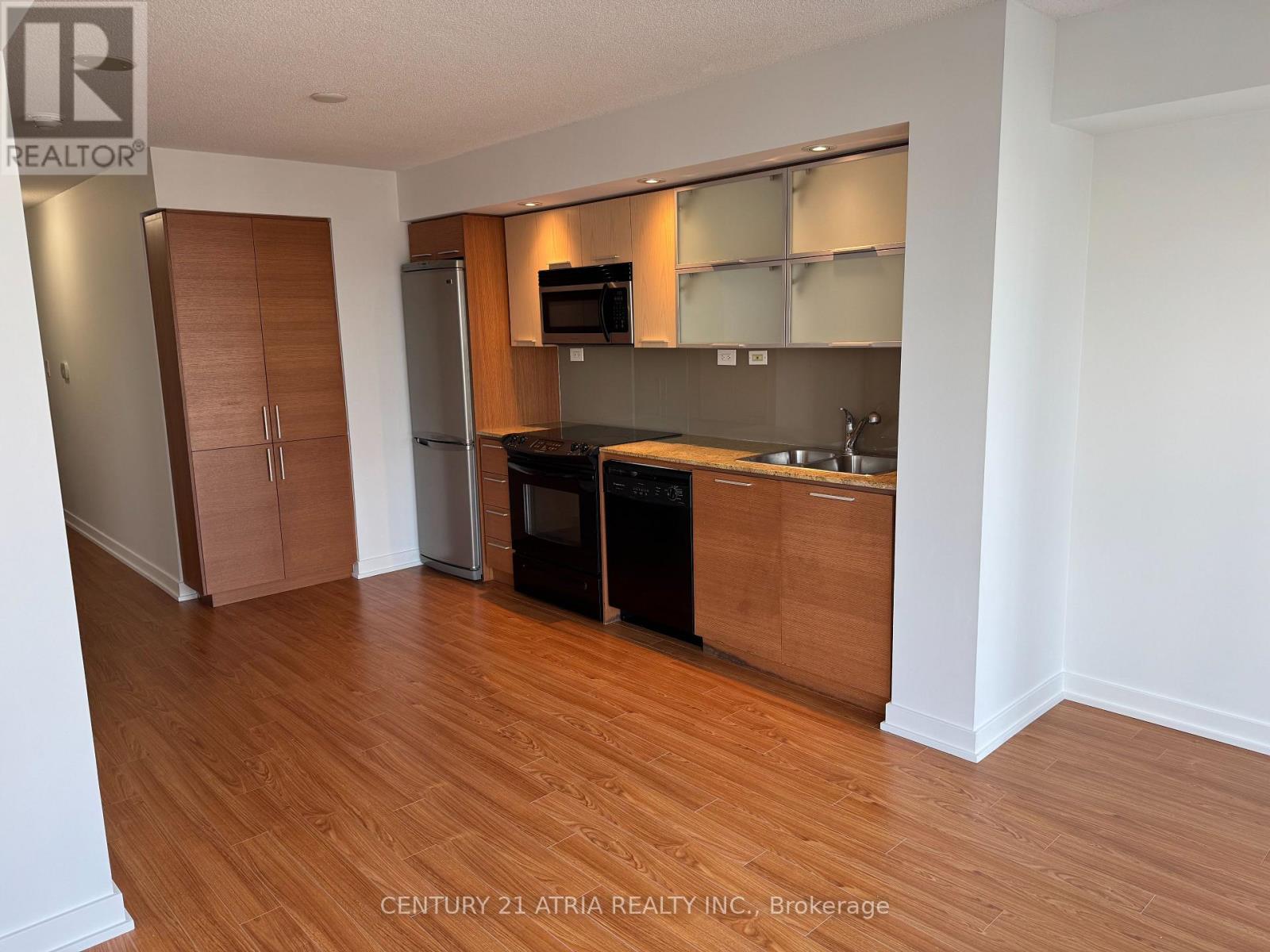 2602 - 25 Capreol Court, Toronto, Ontario  M5V 3Z7 - Photo 4 - C12611028